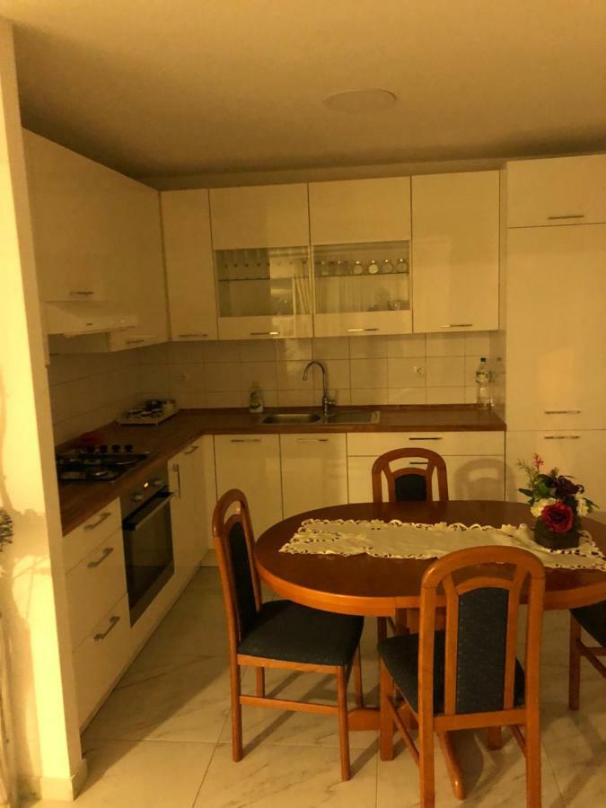 Valerija Apartment ซาเกร็บ ภายนอก รูปภาพ