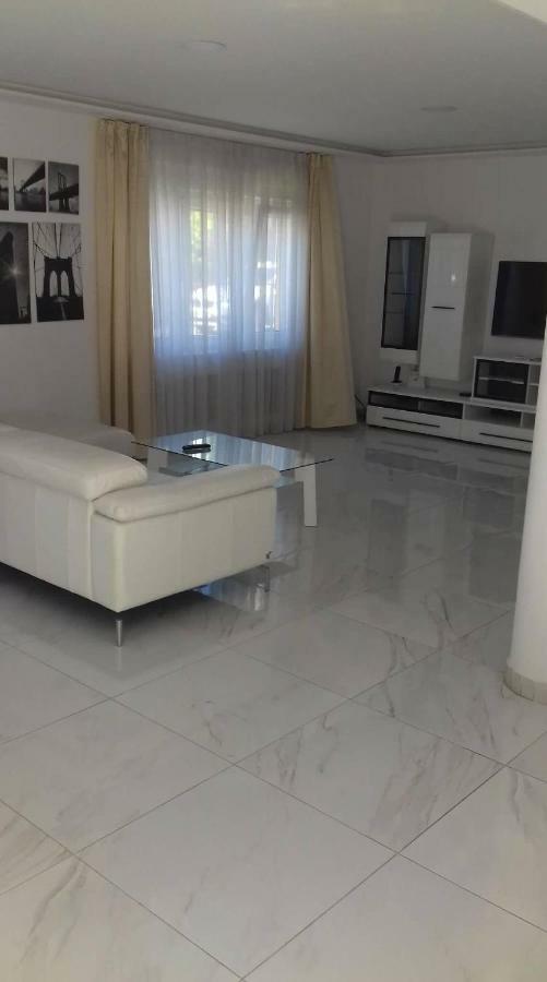 Valerija Apartment ซาเกร็บ ภายนอก รูปภาพ