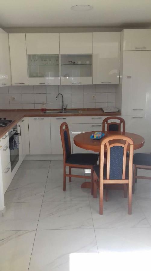 Valerija Apartment ซาเกร็บ ภายนอก รูปภาพ