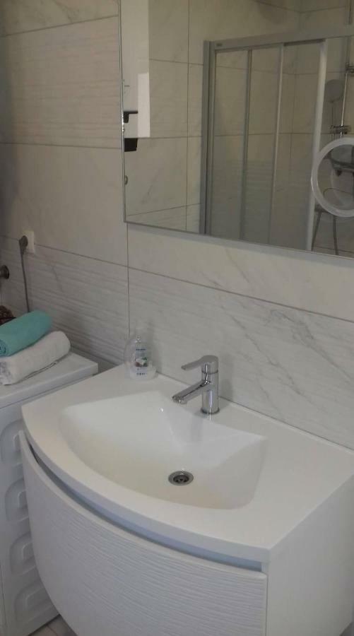 Valerija Apartment ซาเกร็บ ภายนอก รูปภาพ